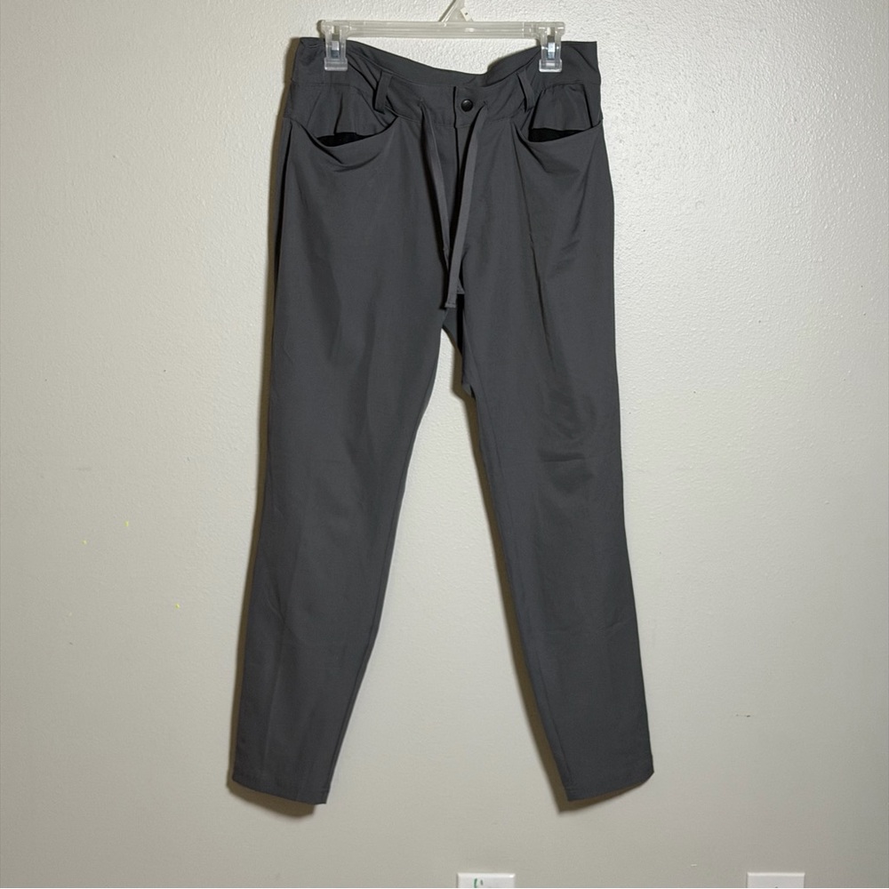 Magellan Outdoors Women Gray/Charcoal Water Repellent Pants size‎ M
